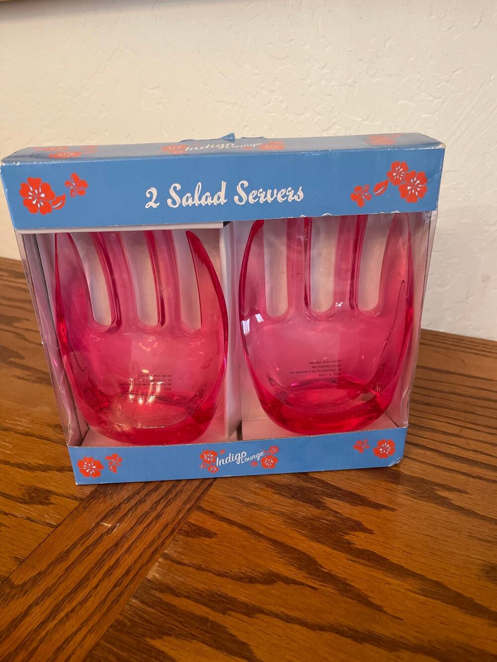 Indigo lounge acrylic extra large salad, servers, hot pink